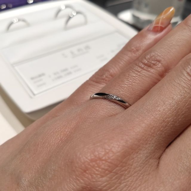 【俄(にわか)の口コミ】 婚約指輪を既に俄で購入していて、同じブランドで統一したいなとお互いに…