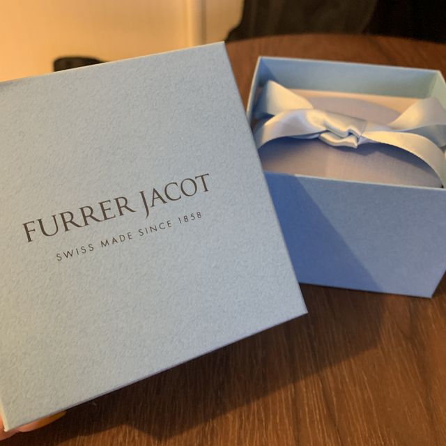 【【閉業】フラー・ジャコー(FURRER-JACOT)の口コミ】 シンプルイズベスト！
でも！
★ペアデザインではないけれど、ペアになる所…