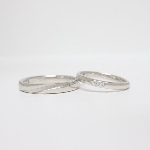 【LEGAN(レガン)の口コミ】 初めはストレートタイプにダイヤが1つ付いているものを探していましたが、…