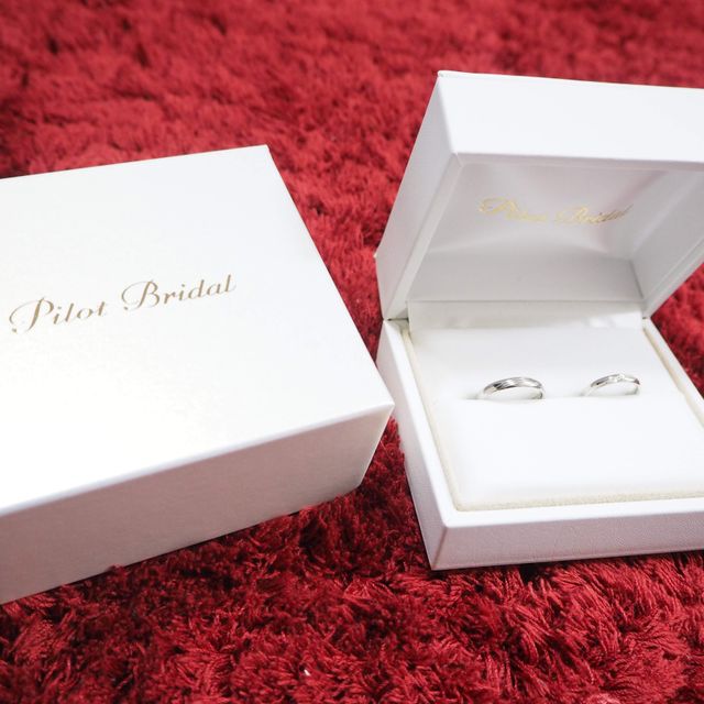 【PILOT BRIDAL(パイロットブライダル)の口コミ】 Instagramの広告で写真を見たときに一目ぼれ。
他にもたくさんお店を回り…
