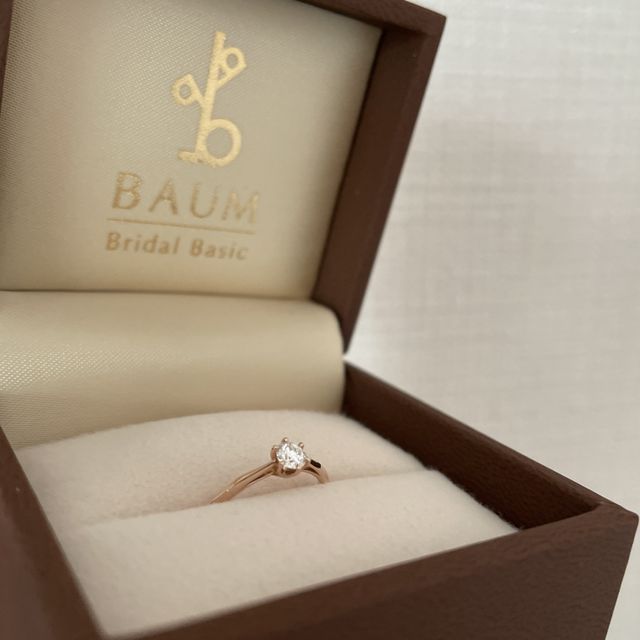 【BAUM(バーム)の口コミ】 プロポーズしてもらった次の日に指輪を選びに行きました。デザインも色も…