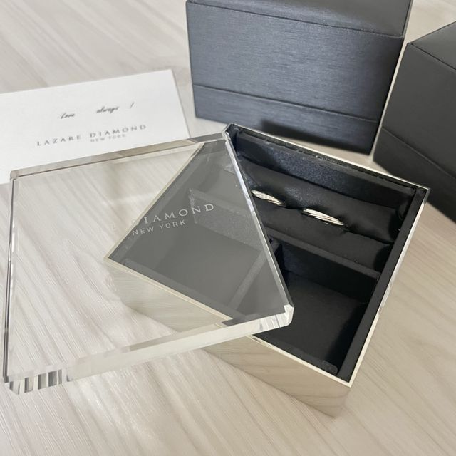 【ラザール ダイヤモンド(LAZARE DIAMOND)の口コミ】 婚約指輪がラザールダイヤモンドだったのでもともとラザールダイヤモンド…
