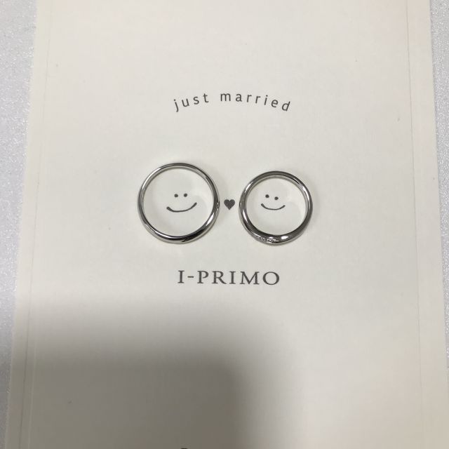 【アイプリモ(I-PRIMO)の口コミ】 指輪のデザインでとても豊富で最初はすごく悩んでいたのですが、スタッフ…