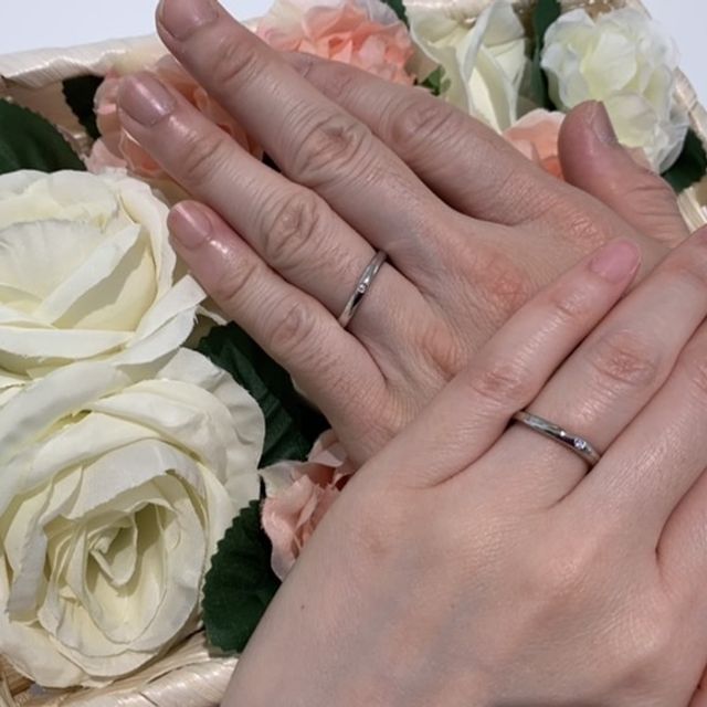 【4℃ BRIDAL(ヨンドシーブライダル)の口コミ】 結婚指輪を購入するにあたり、4°Cブライダルさんと他ブランドさんと悩…