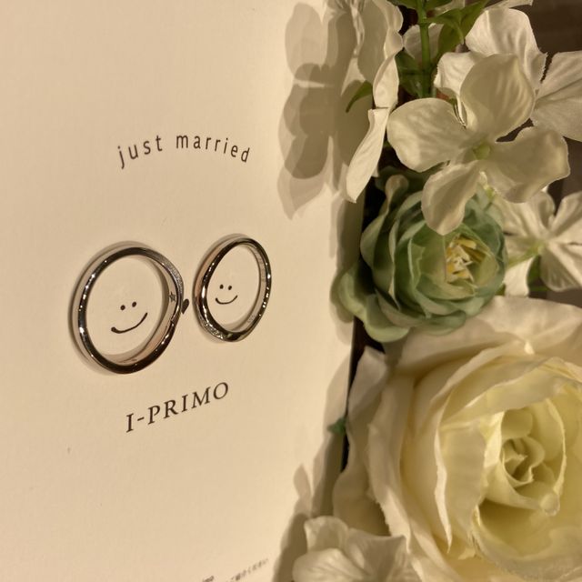 【アイプリモ(I-PRIMO)の口コミ】 両方ともピンクゴールドがワンポイントで入っておりおしゃれなデザインで…