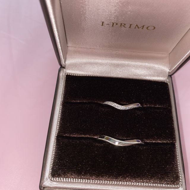 【アイプリモ(I-PRIMO)の口コミ】 他の人と被らないデザインでダイヤをふんだんに使っているため選びました…