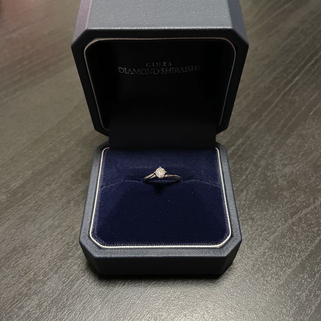 【銀座ダイヤモンドシライシの口コミ】 彼がプロポーズにダイヤモンドの石を用意してくれたので、それに合いそう…