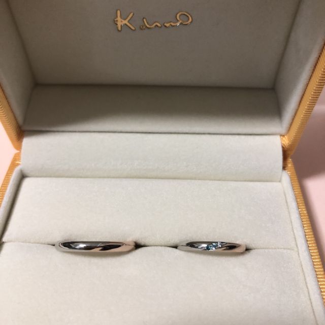 【ケイウノ ブライダル(K.UNO BRIDAL)の口コミ】 二人の趣味や、思い出を元に凄く素敵なデザイン画を描いて頂けたこと。
指…