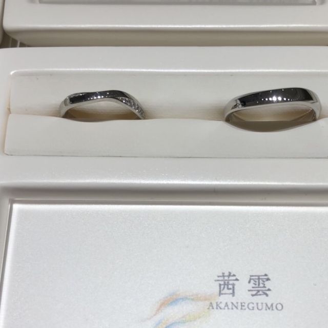 【俄(にわか)の口コミ】 リボンの形を探していたところ見つけました。
こちらはリボンにも見えます…