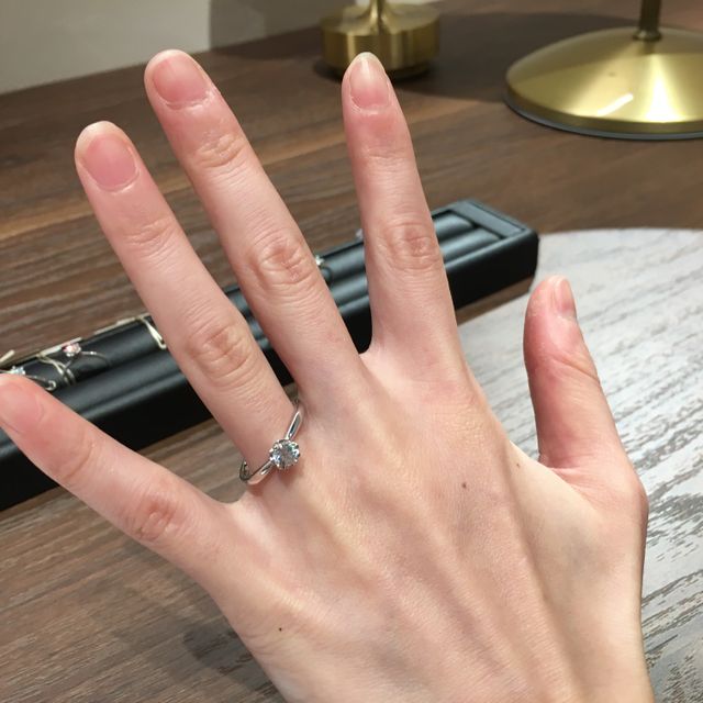 【acredo(アクレード)の口コミ】 シンプルな一石タイプを多く取り揃えられており、洗練されたデザインの物…