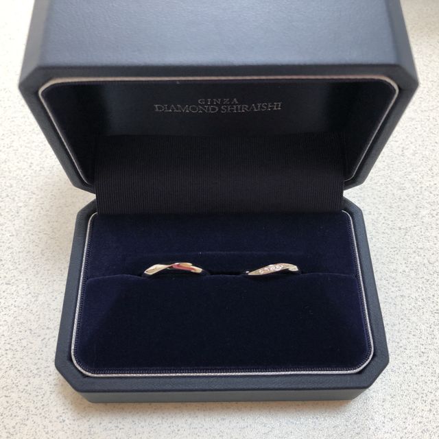 【銀座ダイヤモンドシライシの口コミ】 3種類の形を試着して、ウェーブタイプが1番柔らかい印象だったので決めま…