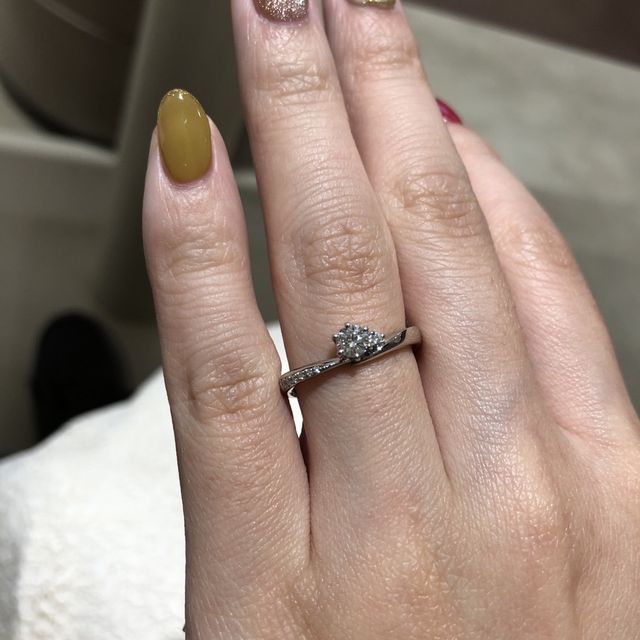 【TRECENTI(トレセンテ)の口コミ】 ダイヤモンドの透明度がおすすめでした。シルバーよりも、透明度重視の方…