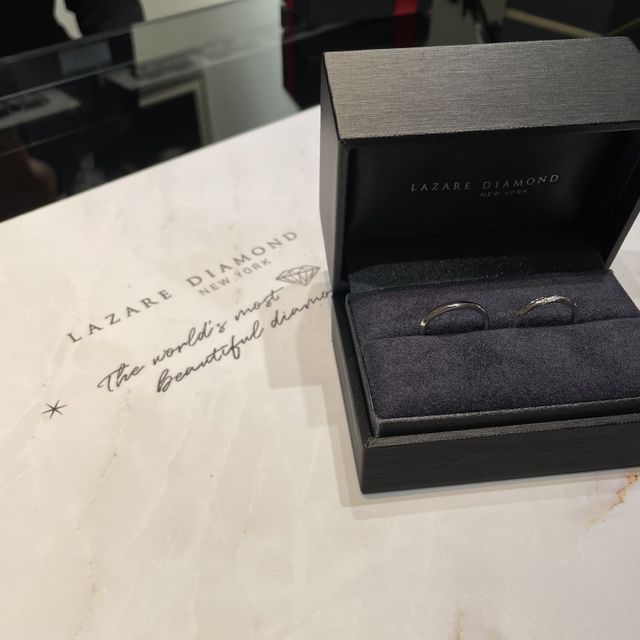 【ラザール ダイヤモンド(LAZARE DIAMOND)の口コミ】 どのブランドと比べてもダイヤモンドの輝き、リングのデザインが一番であ…
