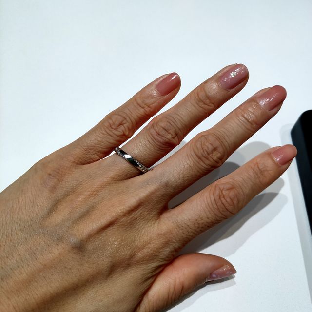 【ラザール ダイヤモンド(LAZARE DIAMOND)の口コミ】 ・アフターサービスが充実しているかつ、できれば両者が気に入ったお揃い…