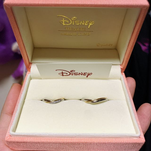 【ケイウノ ブライダル(K.UNO BRIDAL)の口コミ】 指輪の形状が好みで、店舗に伺った際にディズニーの刻印は可能であるかな…