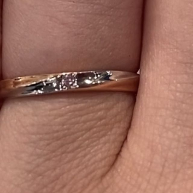 【Ginza Rim(銀座リム)の口コミ】 pt900だがキラキラしていて可愛かった。コンビタイプのデザインは少なかっ…