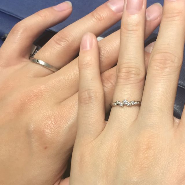 【エクセルコダイヤモンド(EXELCO DIAMOND)の口コミ】 カタログを見ていた時に、他にはない可愛らしいデザインで一目惚れでした…