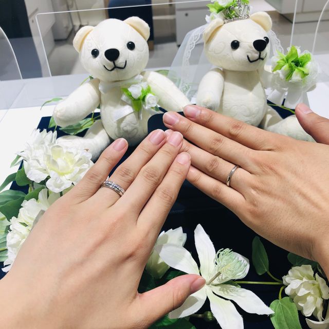 【4℃ BRIDAL(ヨンドシーブライダル)の口コミ】 ブライダルフェアの特典で、ダイヤを一番グレードの良いものに変更してく…