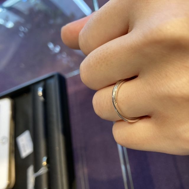 【HOSHI no SUNA 星の砂(ほしのすな)の口コミ】 星をモチーフにしたデザインが沢山あります
内側も甲丸仕上げで指通りが滑…