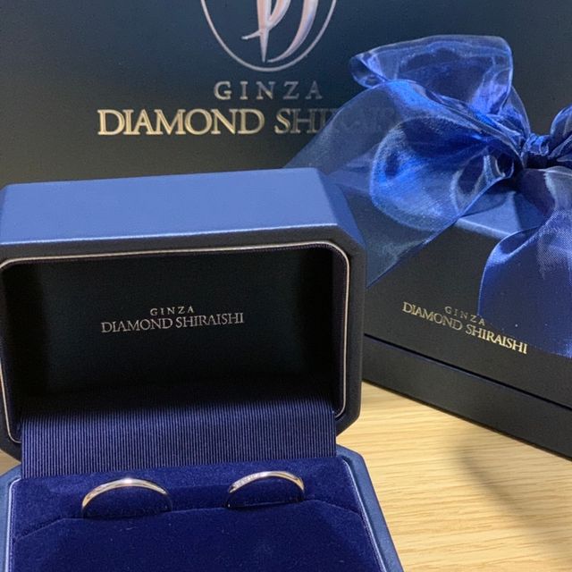 【銀座ダイヤモンドシライシの口コミ】 シンプルで細めのタイプにしました。少しデザインがあった方がいいか悩み…
