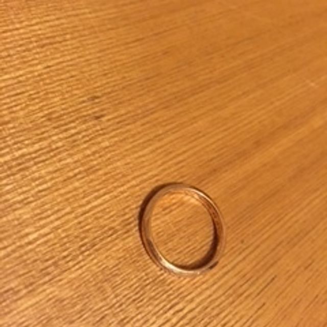 【ヴァン クリーフ＆アーペル(Van Cleef & Arpels)の口コミ】 色々と見て回った中でも、品がありデザインもシンプルで気に入りました。
…