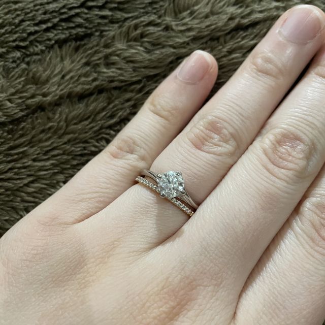 【銀座ダイヤモンドシライシの口コミ】 ダイヤモンドシライシさんはとてもダイヤにこだわりがあるということもあ…