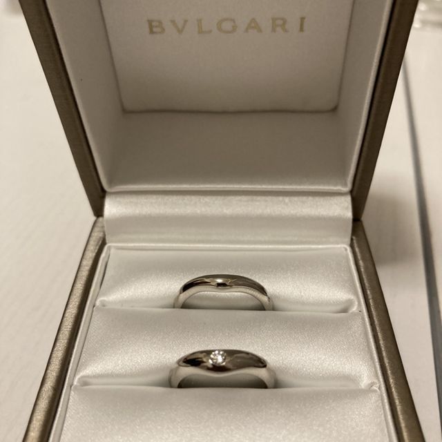【ブルガリ(BVLGARI)の口コミ】 ミーハーなのでブランドの指輪が欲しいと思っていました。素材はプラチナ…