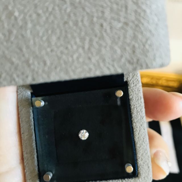 【BRILLIANCE+(ブリリアンスプラス)の口コミ】 ダイヤモンドプロポーズだった為、あとからデザインを一緒に決めていきま…