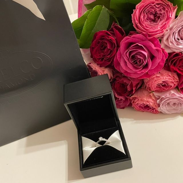 【エクセルコダイヤモンド(EXELCO DIAMOND)の口コミ】 ダイヤのサイズを予算から自分で選ぶことができ、それにあったリングも選…