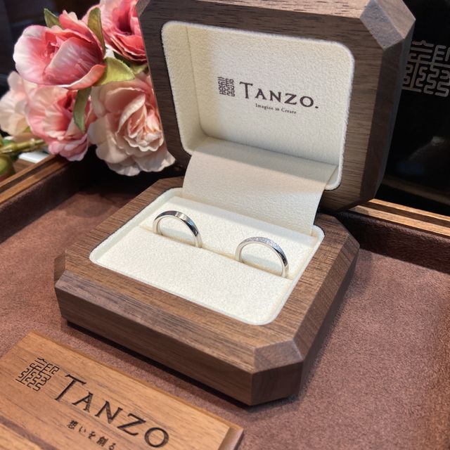 【TANZO.(鍛造指輪)の口コミ】 一本のプラチナの棒から作られるため、縁起良かった。鍛造手法で硬くて変…