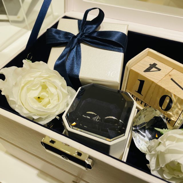 【4℃ BRIDAL(ヨンドシーブライダル)の口コミ】 来年50周年という事で歴史あるブランドでリングを購入できて良かった。
つ…