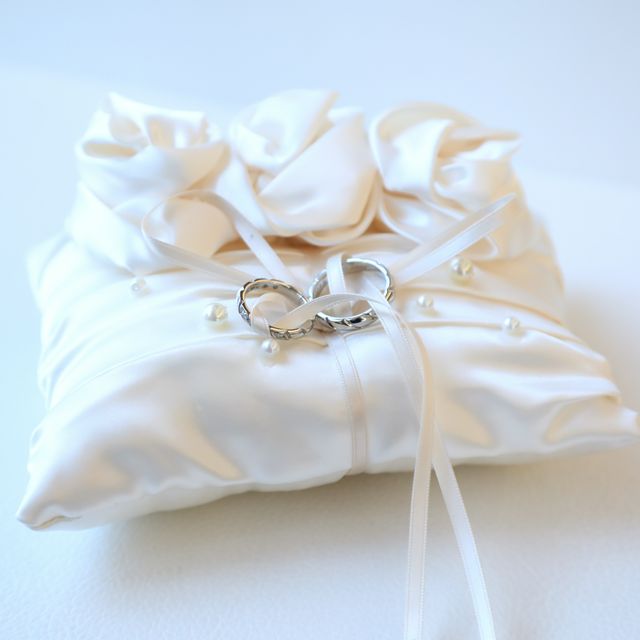 【ショーメ(CHAUMET)の口コミ】 見た目が華やかなデザインであるところが一番の決め手です。メンズはダイ…