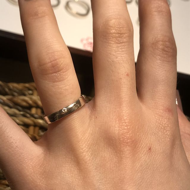 【杢目金屋(もくめがねや)の口コミ】 指輪のデザインについて
素材を選びふたりで分かち合えるデザインは唯一無…