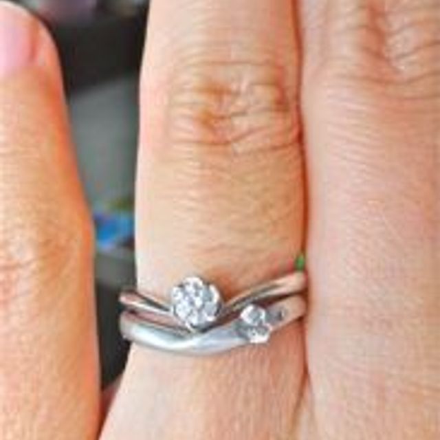 【TRECENTI(トレセンテ)の口コミ】 結婚指輪はシンプルな物しかないと思っていた中、【ハートのダイヤ＆ピン…