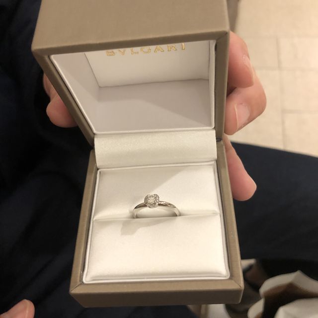 【ブルガリ(BVLGARI)の口コミ】 インコントロダモーレ　ハロー
10店舗以上は見に行ってオーダーするかも悩…