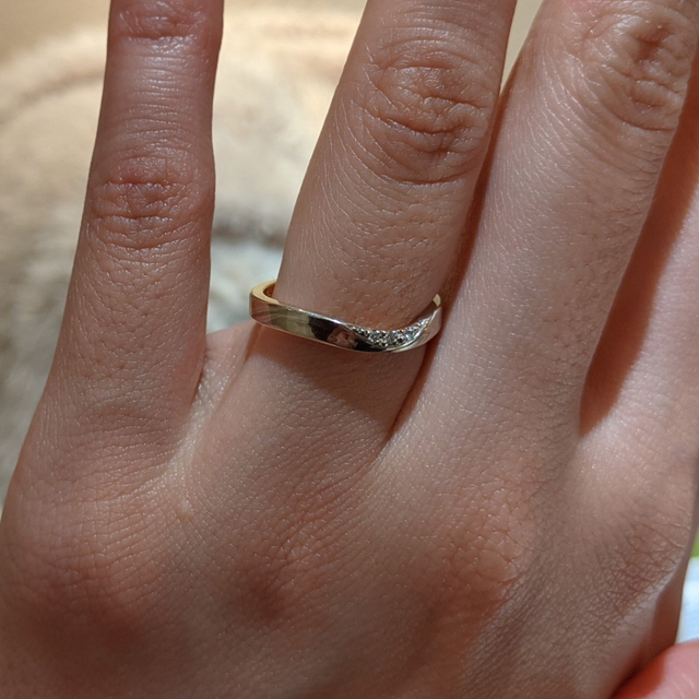 【杢目金屋(もくめがねや)の口コミ】 木目に使う金属も2種類〜選べてそれぞれで印象が変わります。そして１枚の…