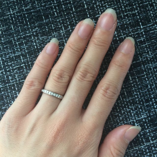 【ティファニー(Tiffany & Co.)の口コミ】 結婚指輪はずっとはめているものなので、少しでもテンションが上がる指輪…