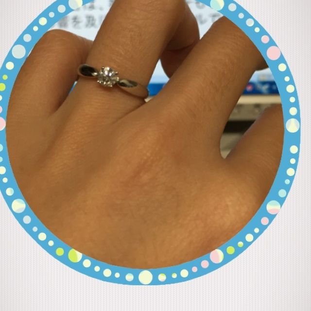 【ティファニー(Tiffany & Co.)の口コミ】 シンプルな柔らかいプラチナのラインに惹かれました。ティファニーセッテ…