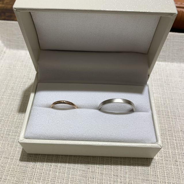 【湘南彫金工房 andfuseの口コミ】 ザ・シンプルで自分に合っていると思ったから！
結婚相手とも相談をしまし…