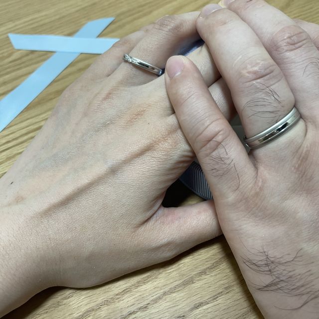 【【閉業】フラー・ジャコー(FURRER-JACOT)の口コミ】 夫が指輪をつけたことがないので付け心地の良さを重視しました。
指輪に重…