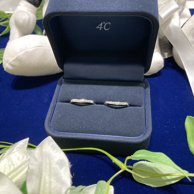 【4℃ BRIDAL(ヨンドシーブライダル)の口コミ】 妻がディズニーが好きなのでディズニーのコラボのモデルがあるこちらのお…