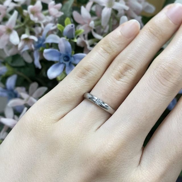 【ラザール ダイヤモンド(LAZARE DIAMOND)の口コミ】 婚約指輪をラザールダイヤモンドの「ミスト」にしたので、同じブランドで…