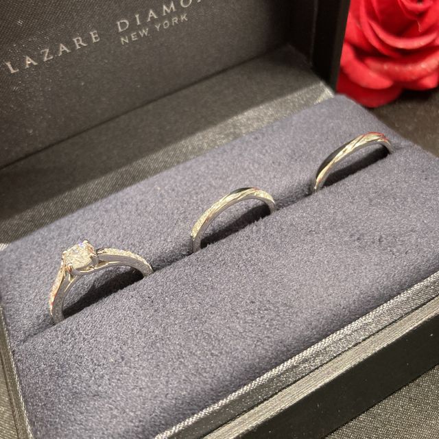 【ラザール ダイヤモンド(LAZARE DIAMOND)の口コミ】 ダイヤモンドを選んで、好きなデザインの指輪に乗せては外し、繰り返して…
