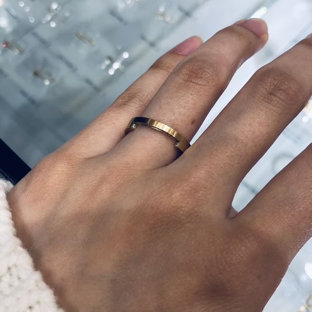 【shihara(シハラ)の口コミ】 デザイン性が素晴らしく、一目惚れのリングでした。たくさんの種類があり…