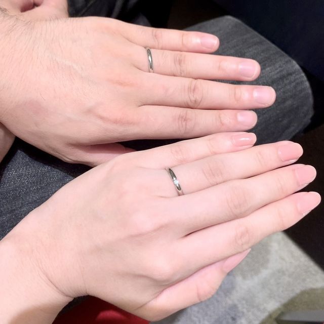 【銀座ダイヤモンドシライシの口コミ】 シンプルでダイヤモンドはさりげなくついているものがいいなと探していた…