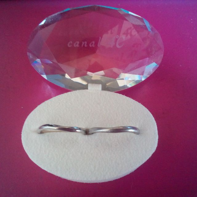 【canal4℃(カナルヨンドシー)の口コミ】 普段から常に着けるつもりで探していましたので石が表に無くシンプルなも…