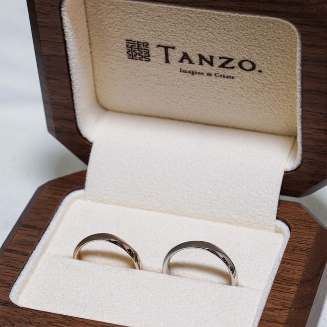 【TANZO.(鍛造指輪)の口コミ】 シンプルなデザインにしたく、だからこそ傷が付きにくく、強度のある鍛造…