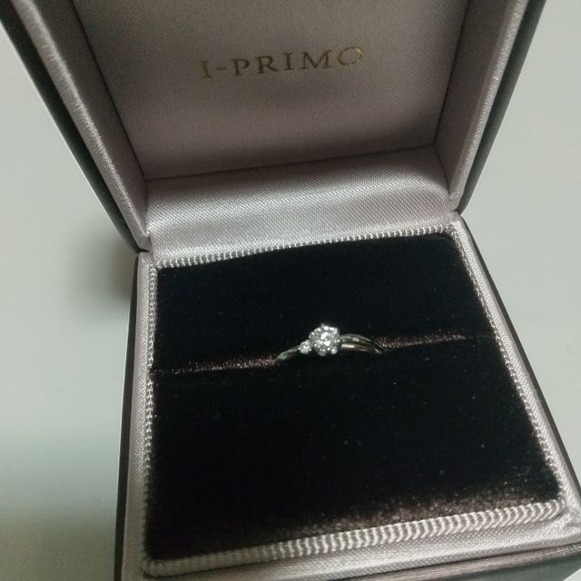 【アイプリモ(I-PRIMO)の口コミ】 左右でデザインが違っていたことが、面白いと思いました。様々なデザイン…