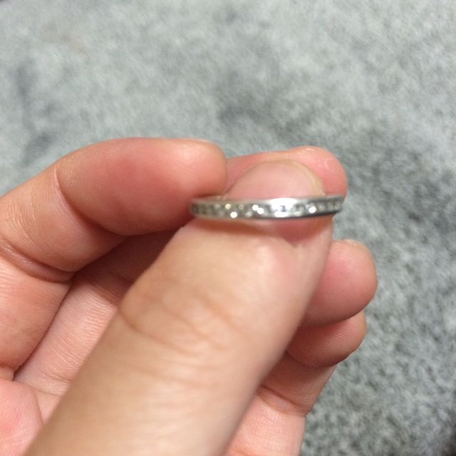【ティファニー(Tiffany & Co.)の口コミ】 ハーフエタニティは、シンプルながら存在感もあってつけていると、周りか…