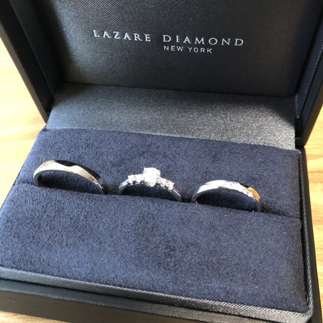 【ラザール ダイヤモンド(LAZARE DIAMOND)の口コミ】 エタニティもいいなと最初考えていたのですが、冠婚葬祭や地味にしたい時…